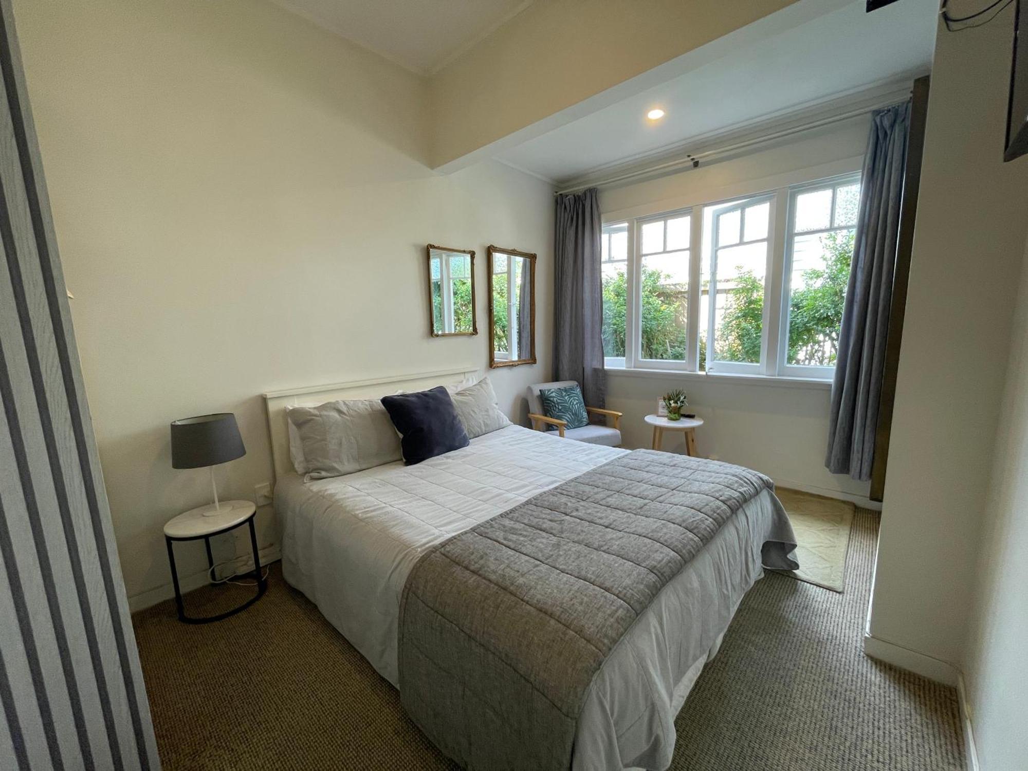 Queen Room