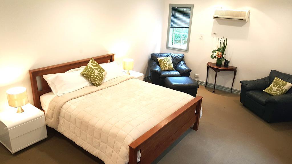 Deluxe King Room Garden View,240777373:JPEG