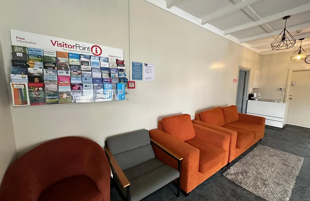 Airport Westney Lodge-1